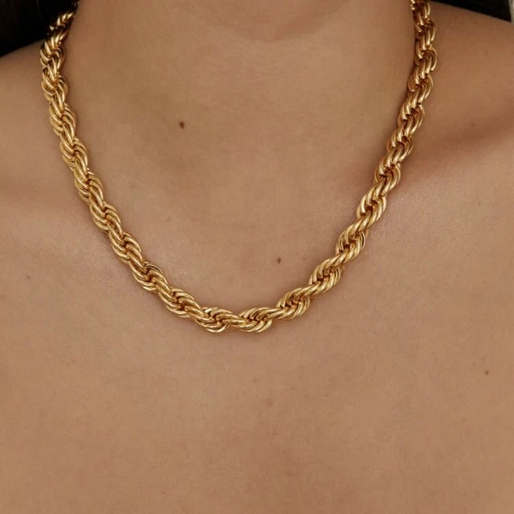 MIA GOLD CHAIN Necklace