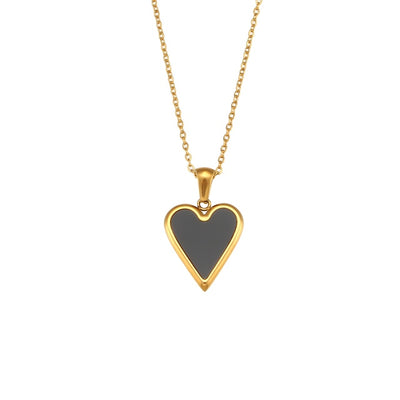 Nashia Heart Necklace