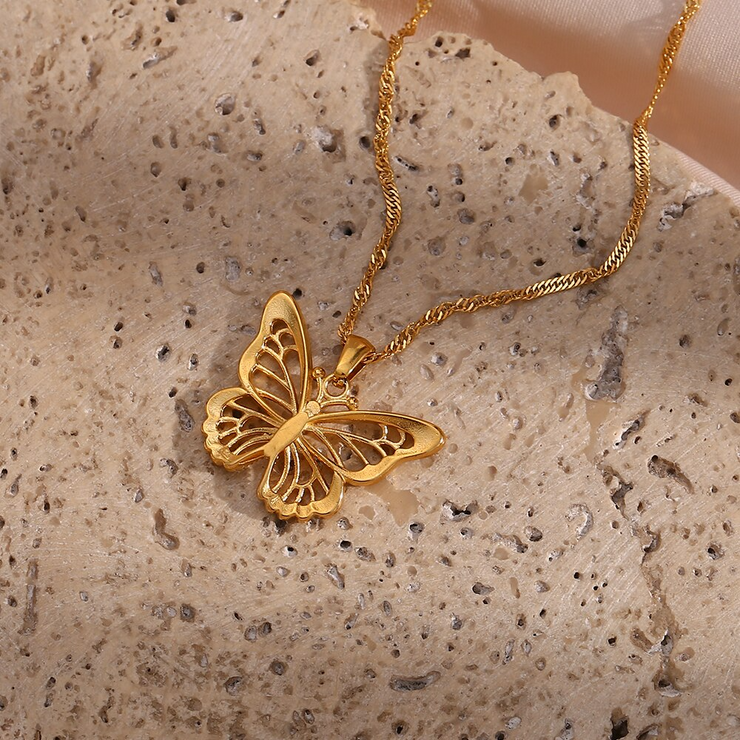 MARGARITA BUTTERFLY NECKLACE